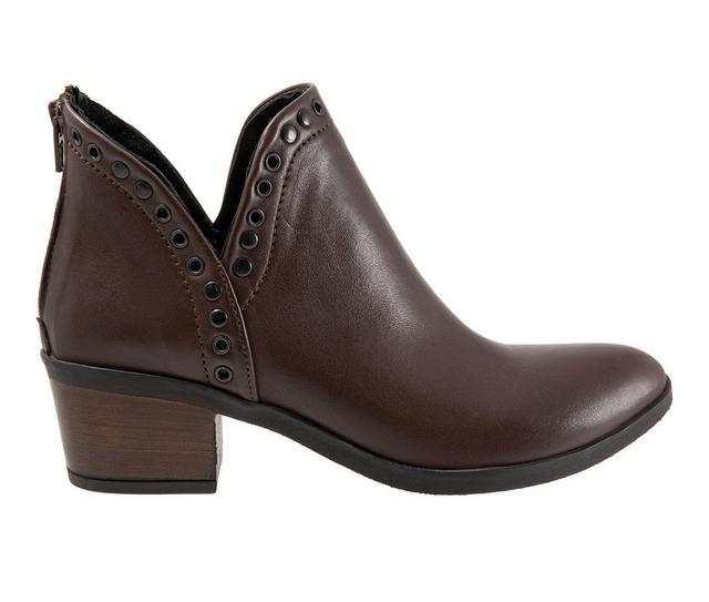 Women's Bueno Cora Booties in Teak Leather color