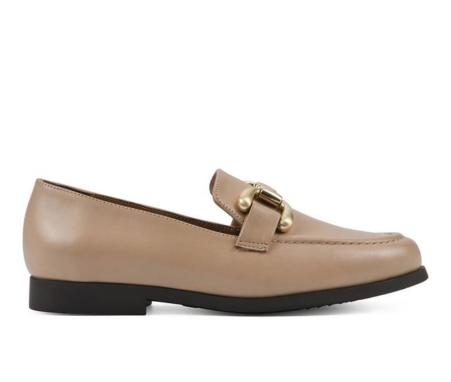 Women's White Mountain Cassino Loafers in Natural color