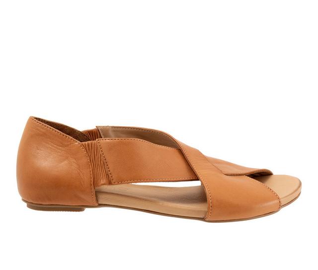 Women's Bueno Kori Sandals in Tan color