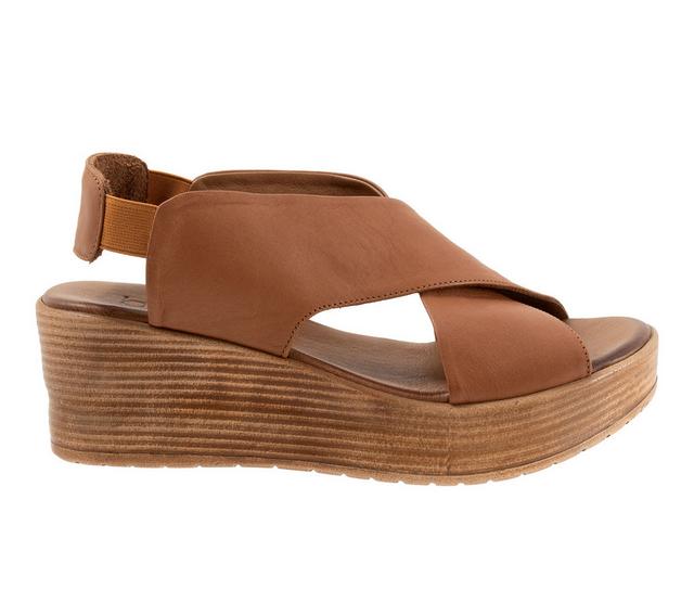 Women's Bueno Naomi Wedge Sandals in Dark Tan color