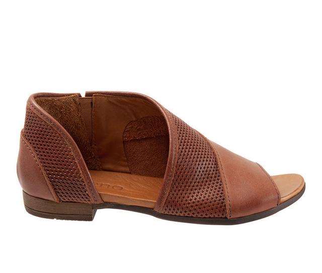 Women's Bueno Tahiti Sandals in Tan color