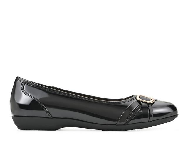 Women's Cliffs by White Mountain Calming Flats in Black Wide color