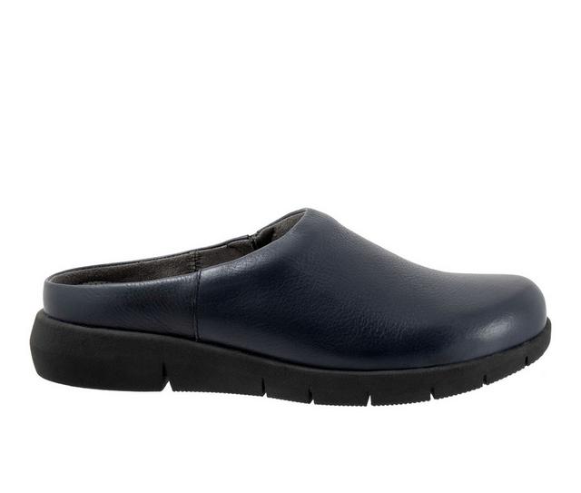 Women's Softwalk Andria Clogs in Navy color