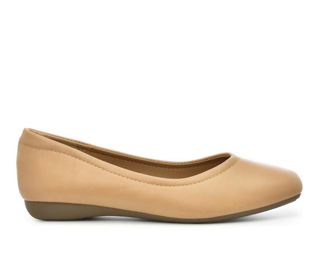 Women's Taryn Rose Dessy Flats in Sand color