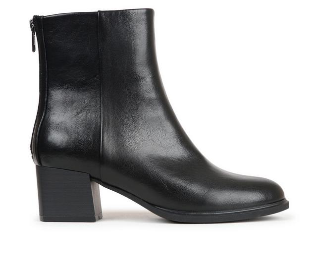 Women's Baretraps Bessie Booties in Black color