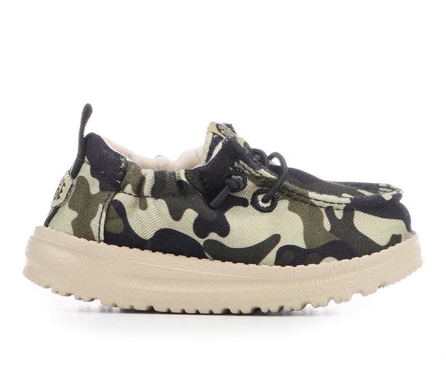 Boys' HEYDUDE Infant Lil Dudes Slip-On Core Crib Shoes in Camo color