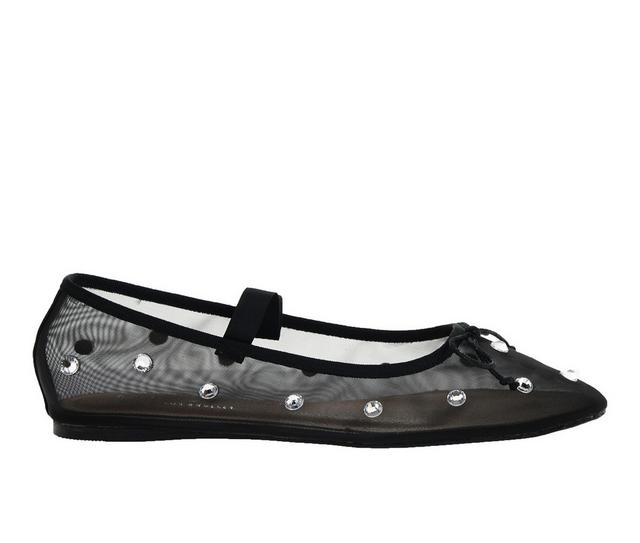 Women's Chinese Laundry Adette Flats in Black color