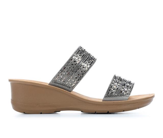 Daisy Fuentes Ior Wedges in Pewter color