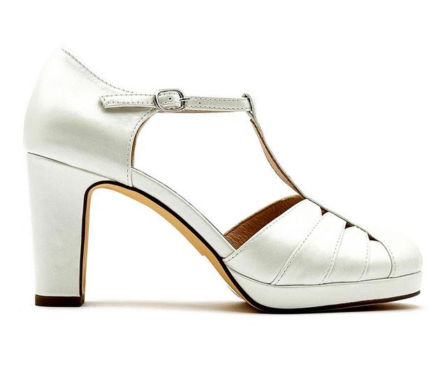 Women's Chelsea Crew Francine Pumps in White color