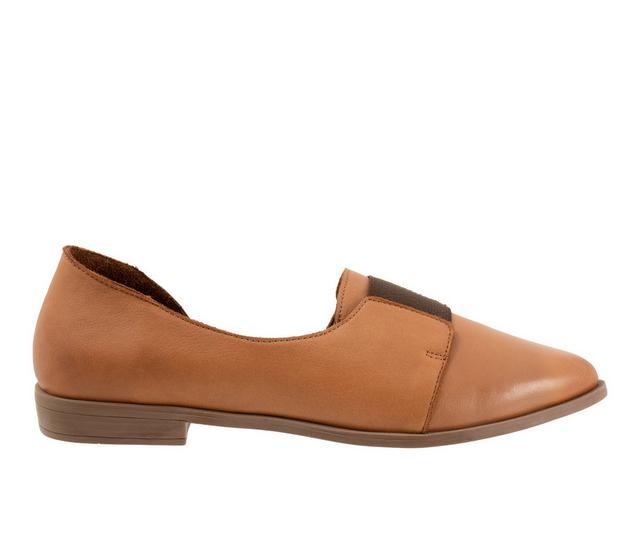 Women's Bueno Brenda D'Orsay Flats in Dark Tan color