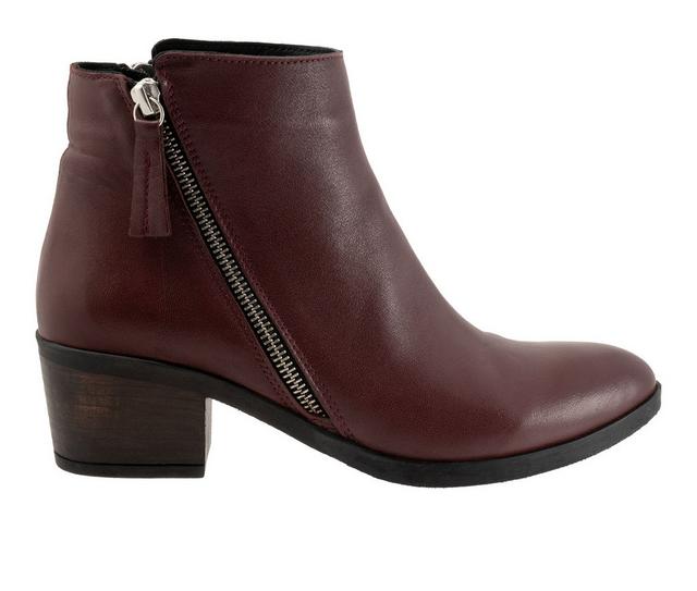 Women's Bueno Camila Booties in Merlot color