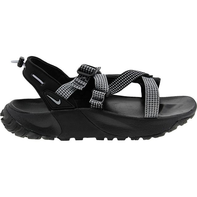 Nike Oneonta Sport Slides in Black Black Whi color