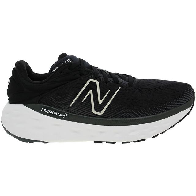 New Balance FRESHFOAM 840 W Running Shoes in Black color