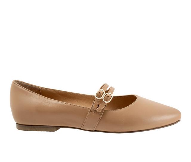 Women's Trotters Emerald Mary Jane Flats in Beige color