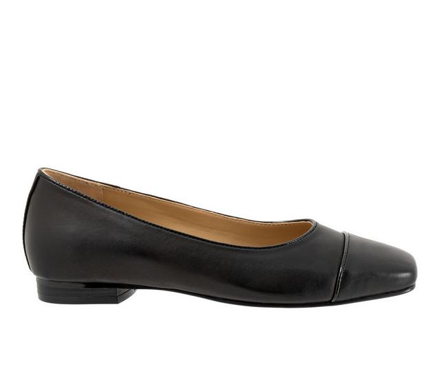 Women's Trotters Harbor Flats in Black color