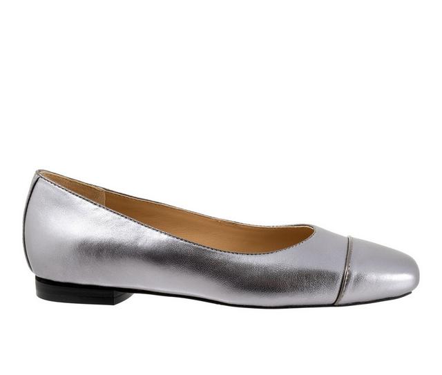 Women's Trotters Harbor Flats in Pewter color
