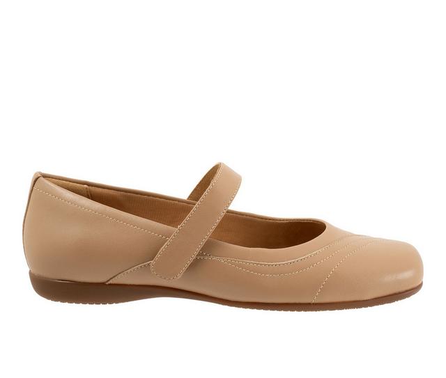 Women's Trotters Sherese Mary Jane Flats in Beige color