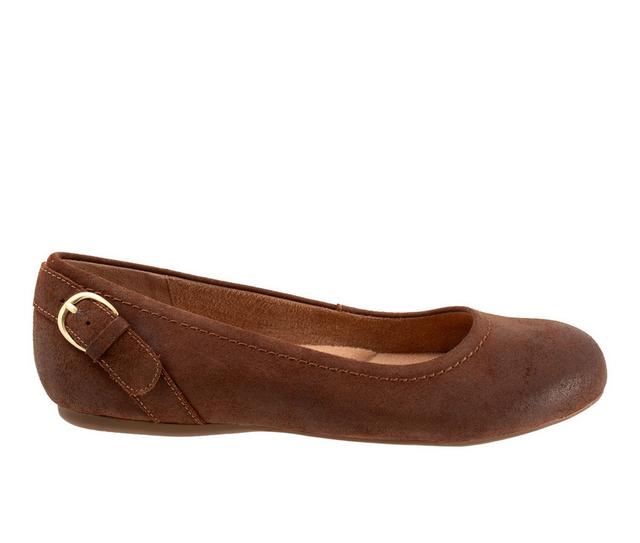 Women's Softwalk Sydney Flats in Brown Suede color