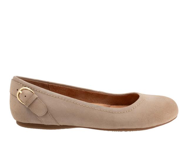 Women's Softwalk Sydney Flats in Taupe Suede color