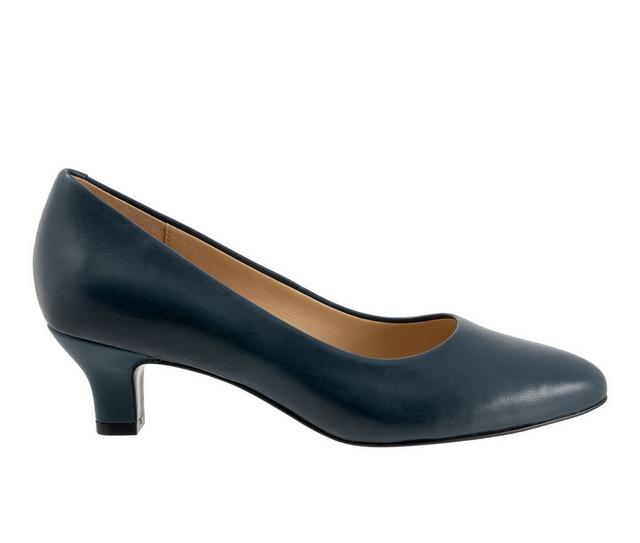 Women's Trotters Kate Pumps in Navy color