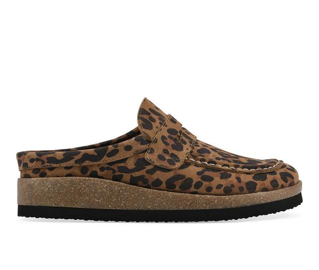 Women's White Mountain Brinlee Clogs in Brown Leopard color