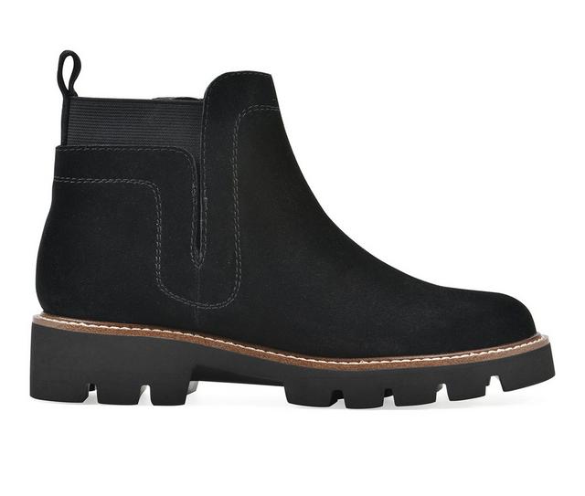 Women's White Mountain Glassie Chelsea Boots in Black color