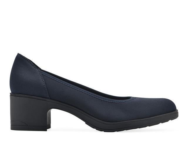 Women's Cliffs by White Mountain Huntor Pumps in Navy color