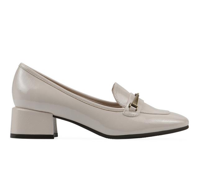 Women's Cliffs by White Mountain Quinna Dress Loafers in Cream color