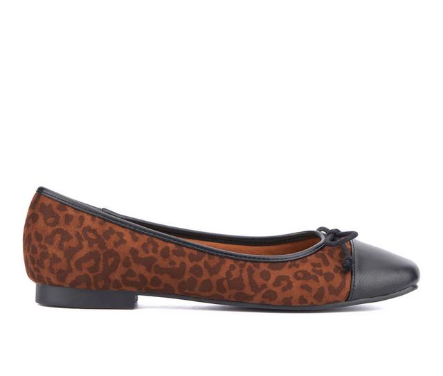 Women's New York and Company Patricia Flats in Leopard color