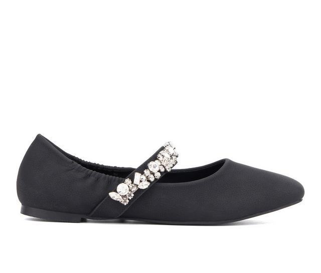 Women's New York and Company Paxley Flats in Black color