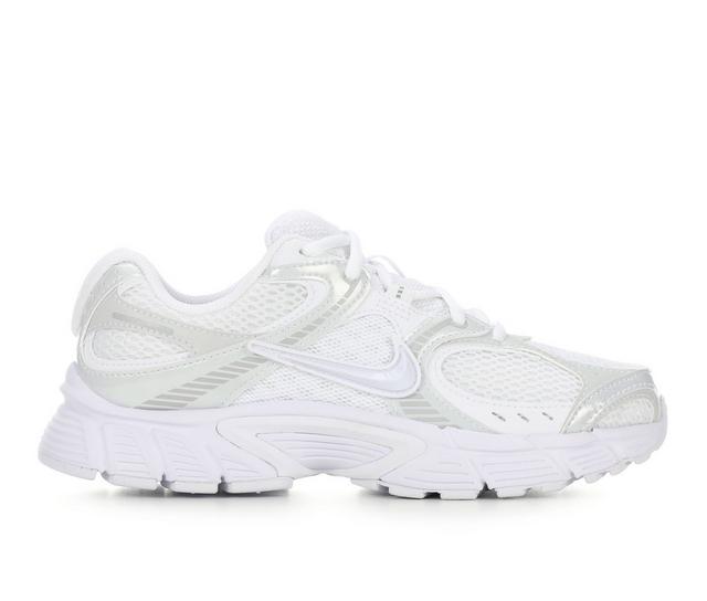 Women's Nike V5 Runner Sneakers in Wht/Met Sil color