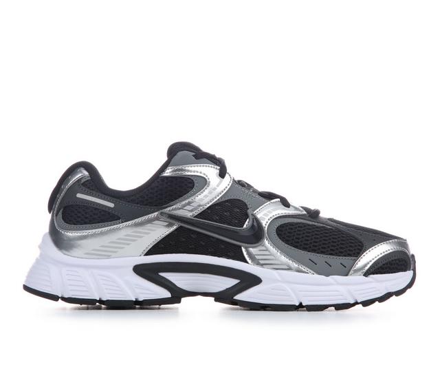 Men's Nike V5 RNR Sneakers in Blk/Gry color