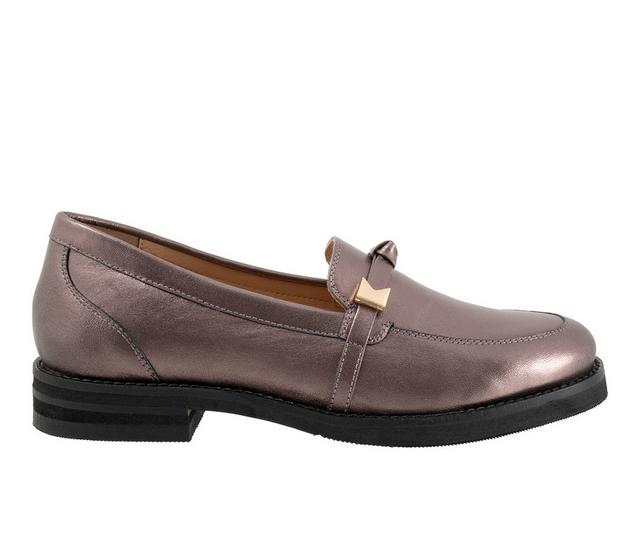 Women's Trotters Femi Loafers in Pewter color
