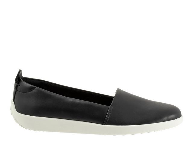Women's Softwalk Deva Flats in Black color