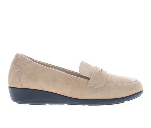 Women's Propet Yetta Loafers in Doe color