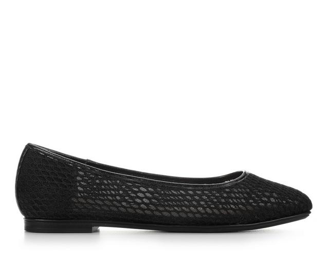 Women's Me Too Bryer Flats in Black color