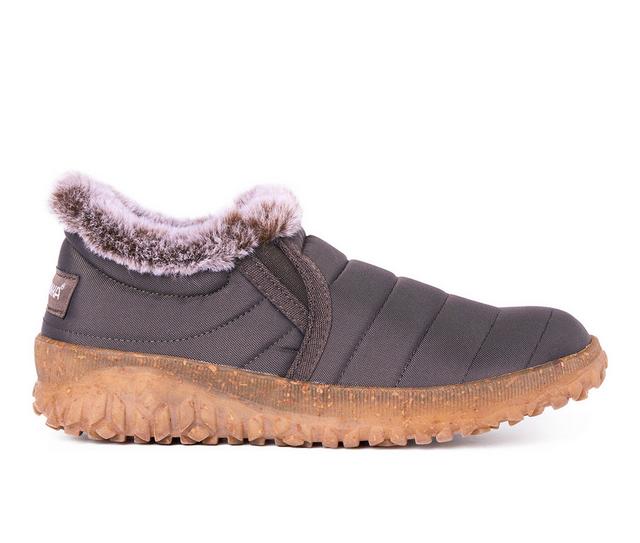 Women's Minnetonka Timpson Twin Gore Booties in Chocolate color