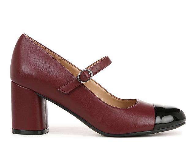 Women's Naturlizer Lovable Pumps in Cranberry color