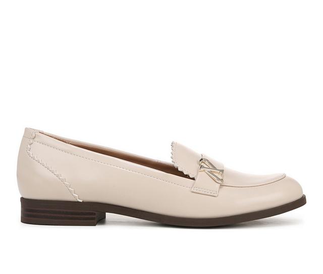 Women's Naturlizer Magna Loafers in Porcelain color