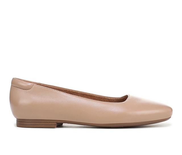 Women's Naturalizer Kelly-Ballet Flats in Creme Brule color
