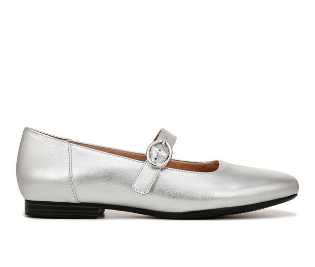 Women's Naturlizer Kelly Flats in Silver color