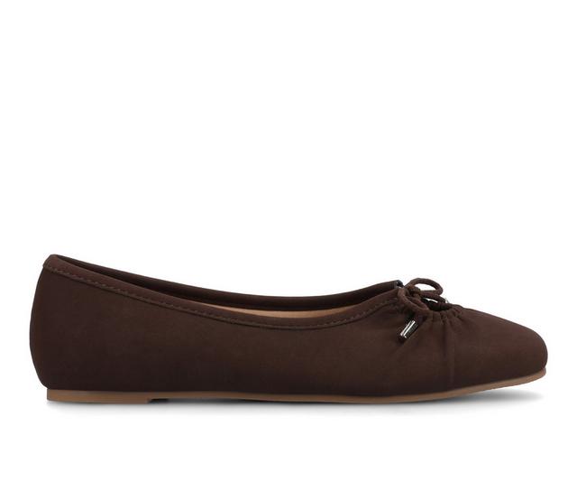 Women's Journee Collection Callee Flats in Chocolate color