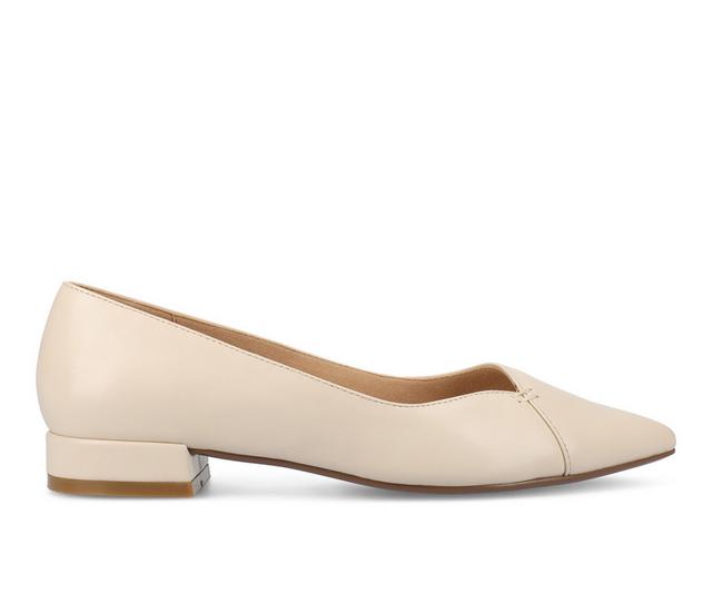 Women's Journee Collection Carmin Flats in Bone color