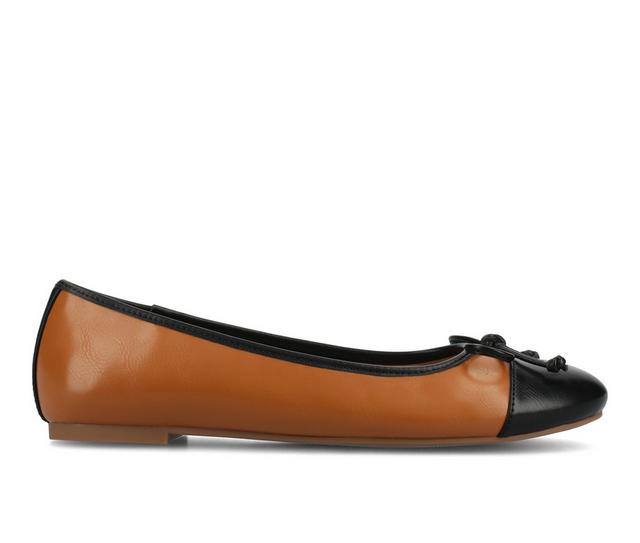Women's Journee Collection Kaiah Flats in Tan color