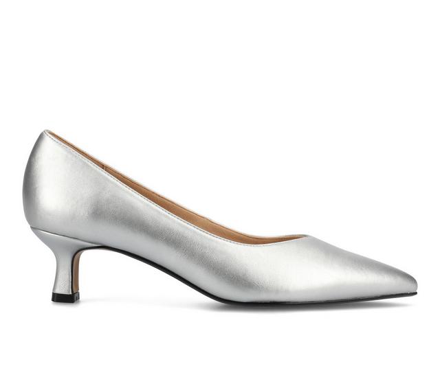 Women's Journee Collection Pammie Pumps in Silver color