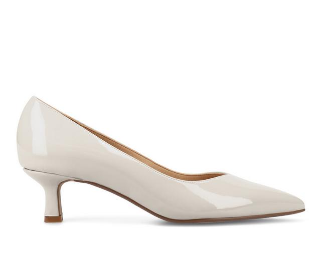 Women's Journee Collection Pammie Pumps in Bone Patent color