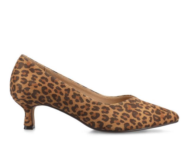 Women's Journee Collection Pammie Pumps in Leopard/Camel color