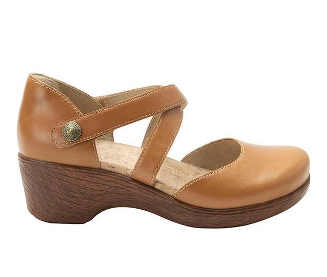 Women's ALEGRIA Savina Clogs in Latte color