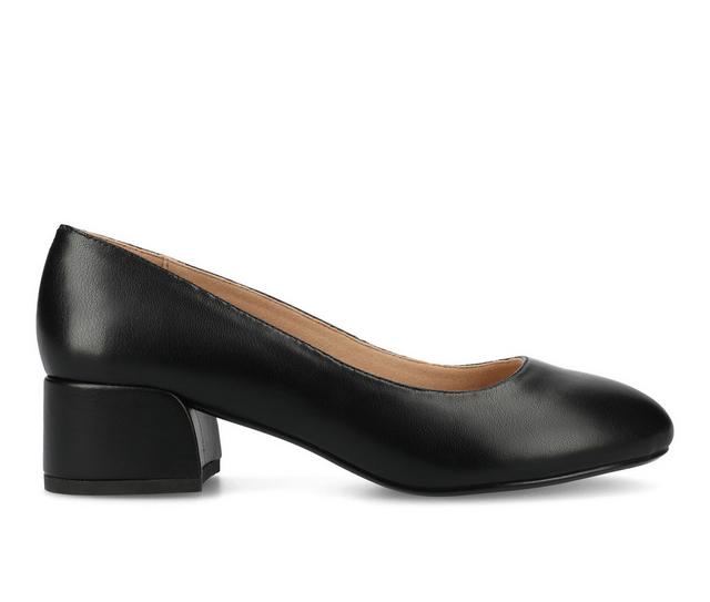 Women's Journee Collection SaarII Pumps in Black color