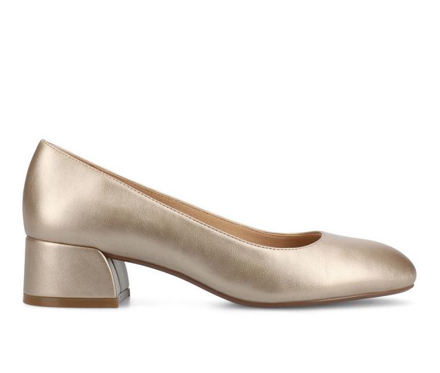 Women's Journee Collection SaarII Pumps in Champagne color